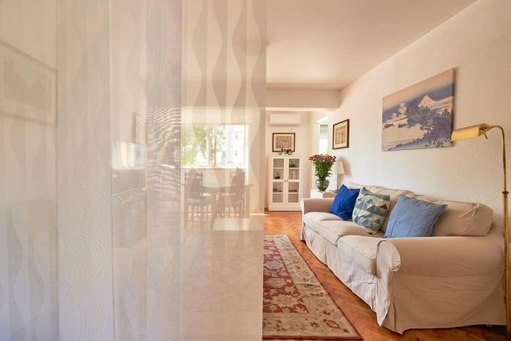 Sofimar Lisbon Airport Apartment Exterior photo